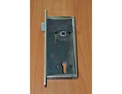 Kapsa na zámek široký 72/50/80 2677